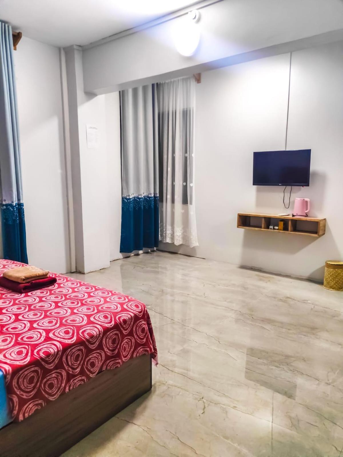 Holiday Birds Ltd Port Mathurin Ngoại thất bức ảnh